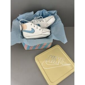 Vintage Nike 1984 Sweet Dreams Newborn Crib Shoes Blue Swoosh High Tops & Tin